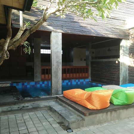 Made House Homestay And Dormitory Sanur Exterior foto