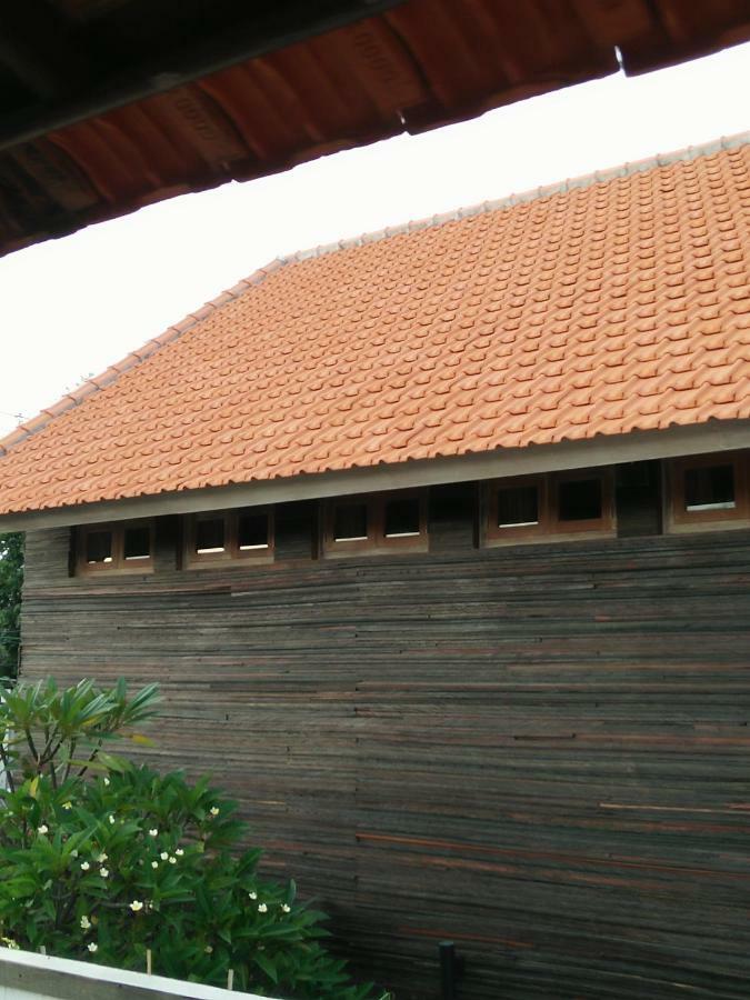 Made House Homestay And Dormitory Sanur Exterior foto